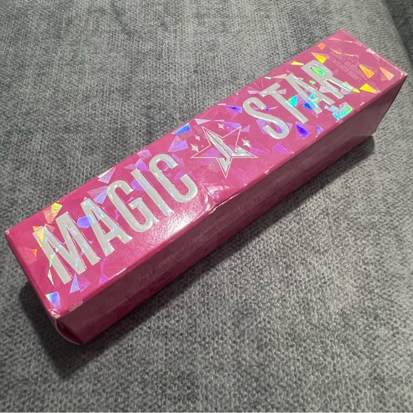 NIP Jeffree Star Liquid Concealer Pale Yellow - Picture 3 of 5